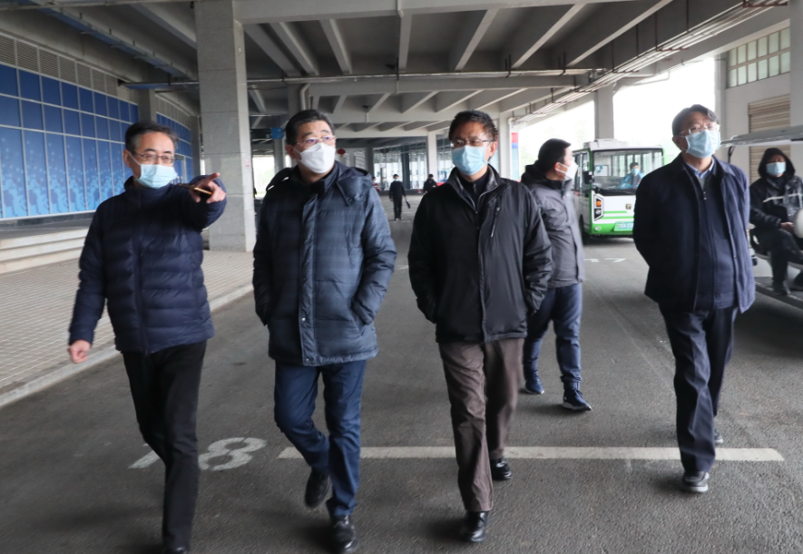 彭浩調研武漢體育中心方艙醫院強調：確保方艙醫院穩定運行(圖2)