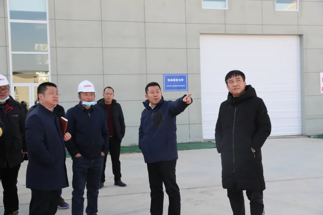 公司領導檢查軍運會賽后利用項目建設(圖4) 公司領導檢查軍運會賽后利用項目建設(圖4)